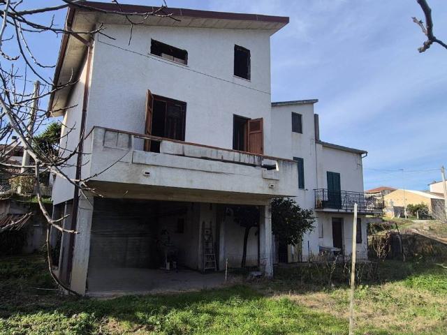 Villa in vendita a Ortona CH