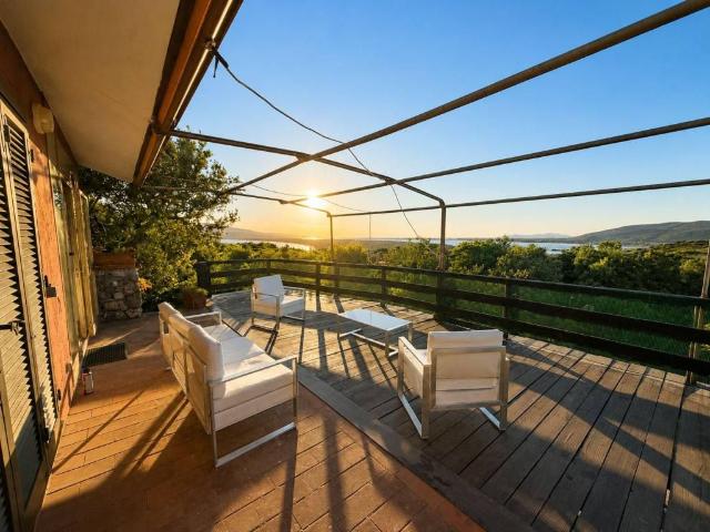 Villa in vendita a Orbetello GR