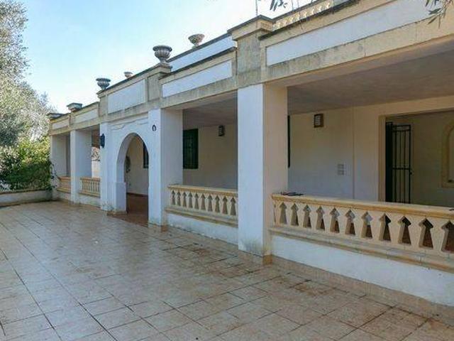 Villa in vendita a Oria BR