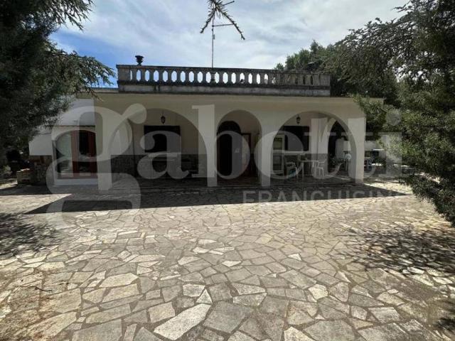 Villa in vendita a Ostuni BR