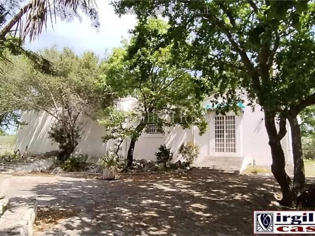 Villa in vendita a Ostuni BR