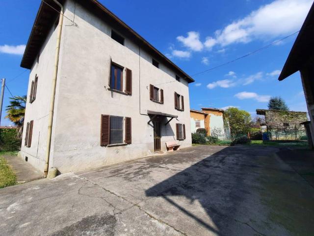 Villa in vendita a Osio Sotto BG