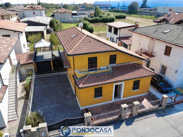 Villa in vendita a Ospitaletto