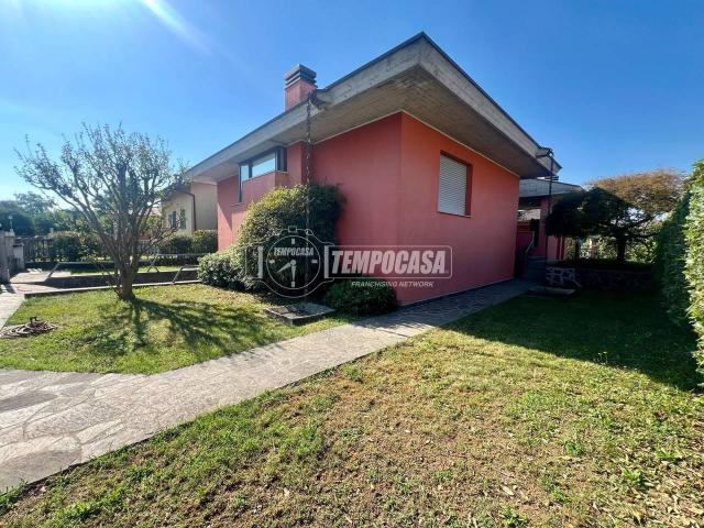 Villa in vendita a Ospitaletto
