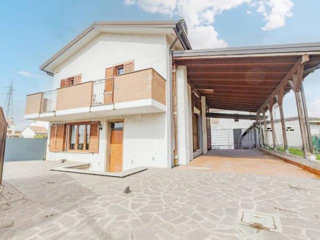 Villa in vendita a Ossago Lodigiano LO