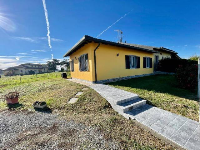 Villa in vendita a Oviglio AL