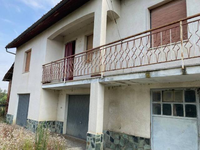 Villa in vendita a Oviglio AL