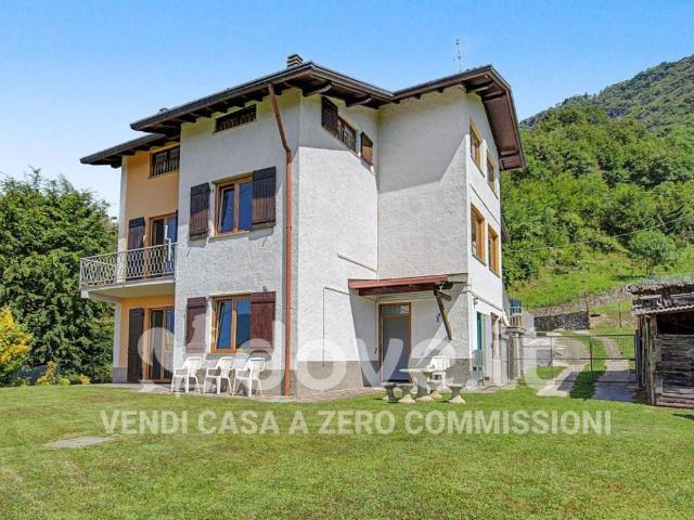 Villa in vendita a Sovere BG