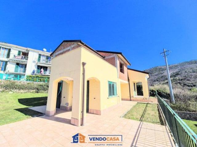 Villa in vendita a Loano