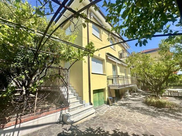 Villa in vendita a Loano