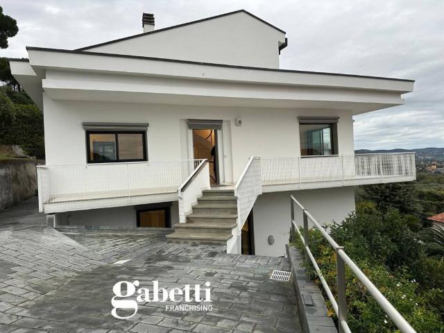Villa in vendita a Borghetto Santo Spirito SV