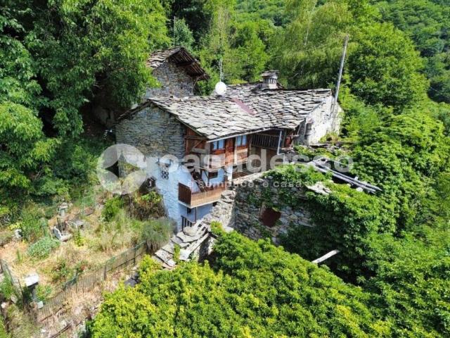Villa in vendita a Locana TO