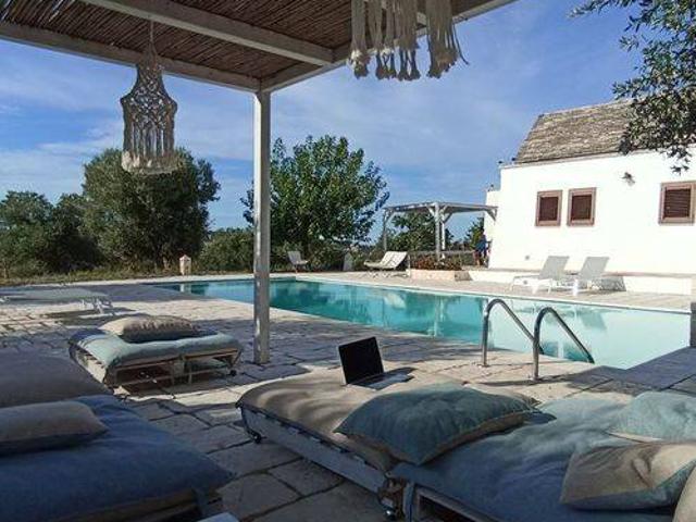 Villa in vendita a Locorotondo BA