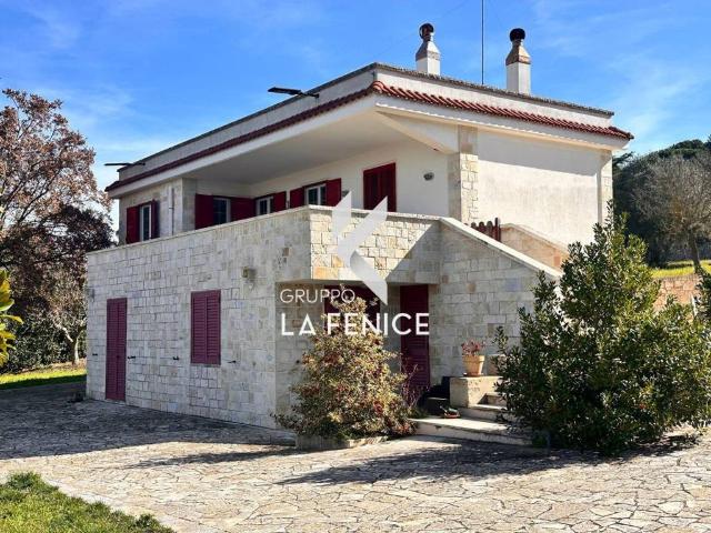 Villa in vendita a Locorotondo BA