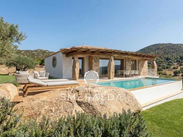 Villa in vendita a Loiri Porto San Paolo OT