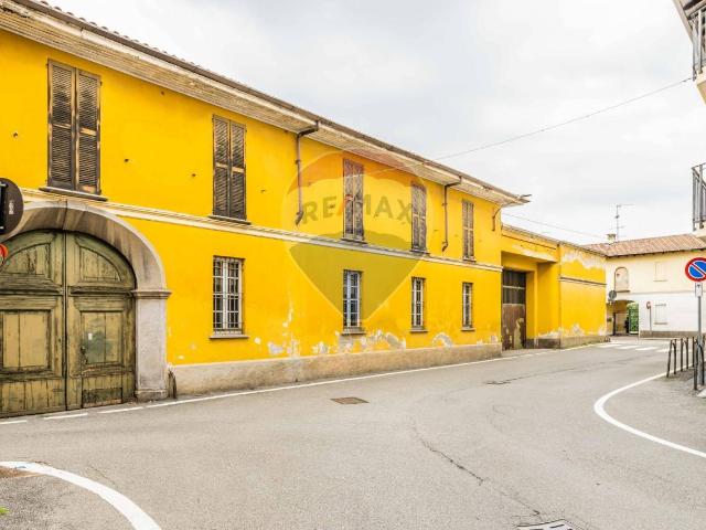 Villa in vendita a Lonate Pozzolo