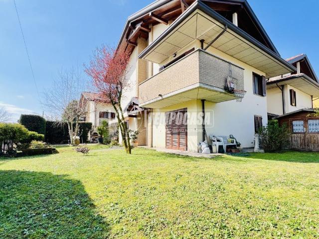 Villa in vendita a Lonate Pozzolo