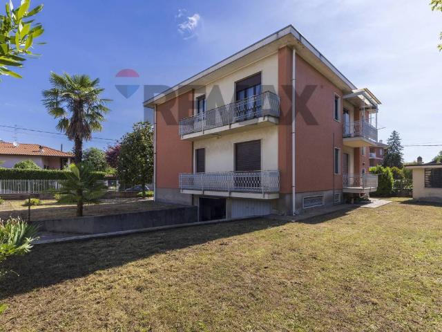 Villa in vendita a Lonate Pozzolo VA