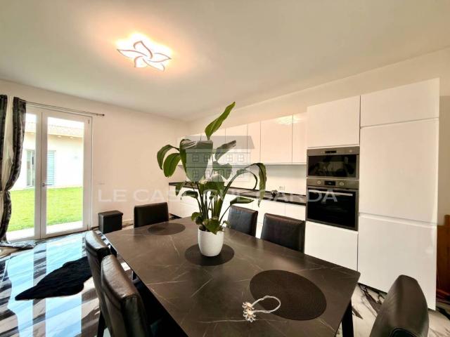 Villa in vendita a Lonato del Garda BS
