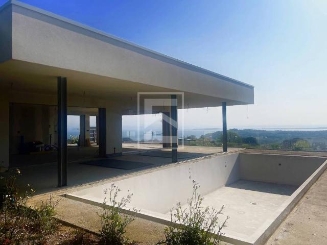 Villa in vendita a Lonato del Garda BS