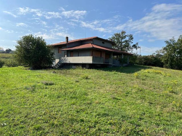 Villa in vendita a Longiano FC