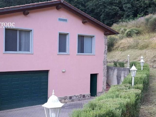 Villa in vendita a Londa FI