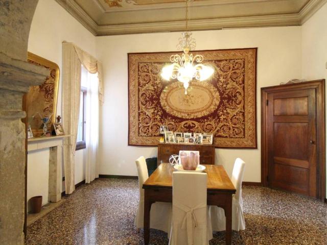 Villa in vendita a Lonigo VI