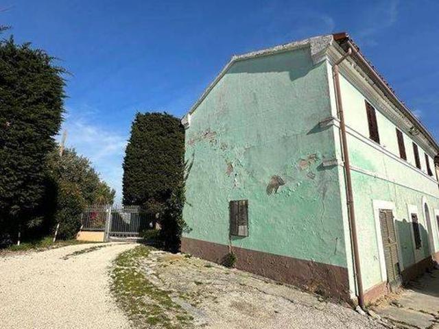 Villa in vendita a Loreto AN