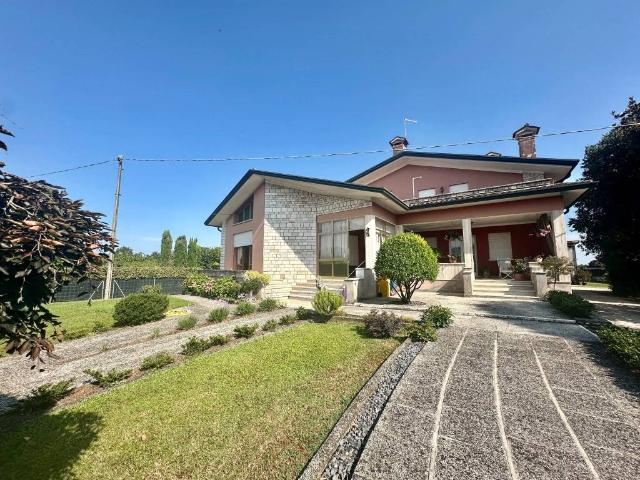 Villa in vendita a Loria TV