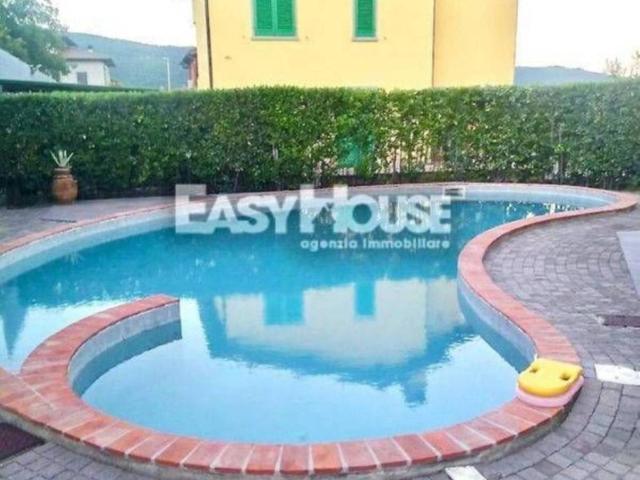 Villa in vendita a Loro Ciuffenna AR