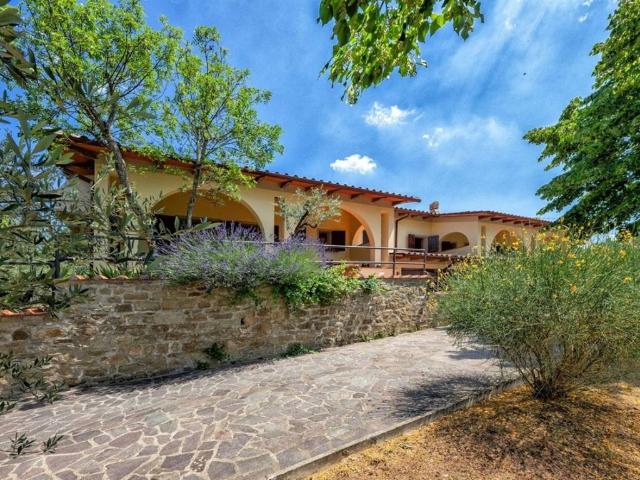 Villa in vendita a Loro Ciuffenna AR