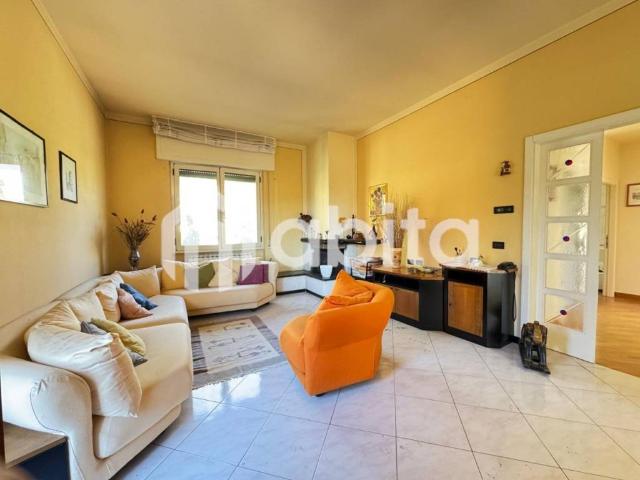 Villa in vendita a Laterina Pergine Valdarno AR