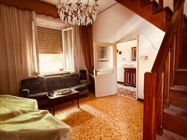Villa in vendita a Laterina Pergine Valdarno AR