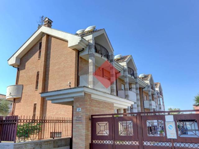 Villa in vendita a Latina LT