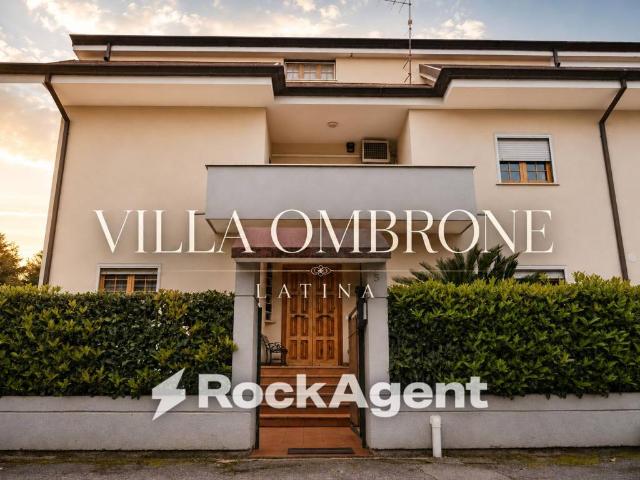 Villa in vendita a Latina LT