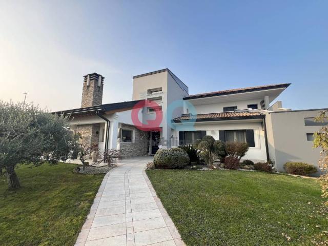 Villa in vendita a Latisana UD