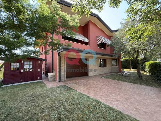Villa in vendita a Latisana UD