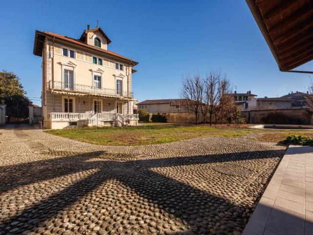 Villa in vendita a Lauriano TO