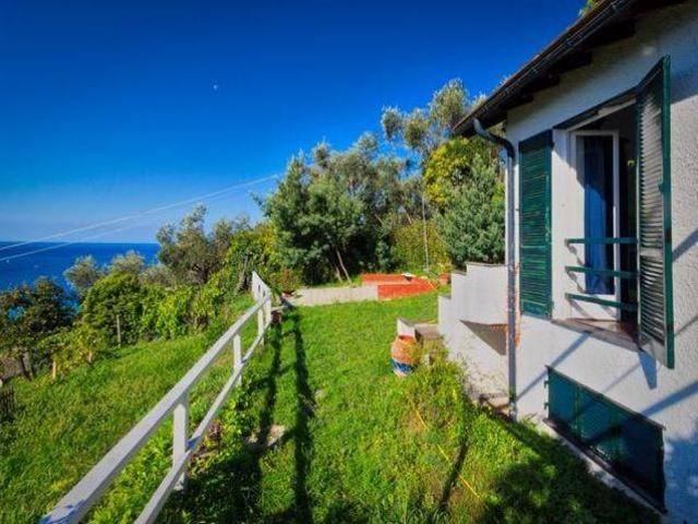 Villa in vendita a Lavagna GE