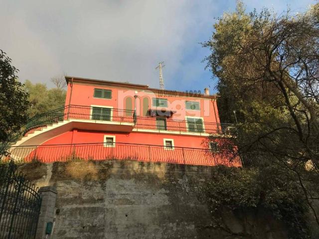 Villa in vendita a Lavagna GE