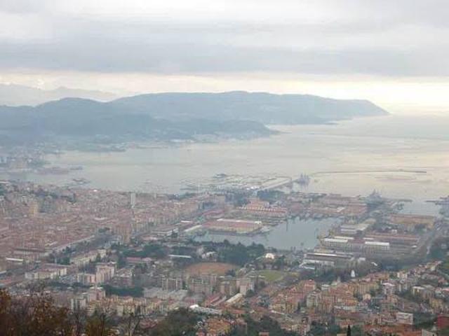 Villa in vendita a La Spezia SP