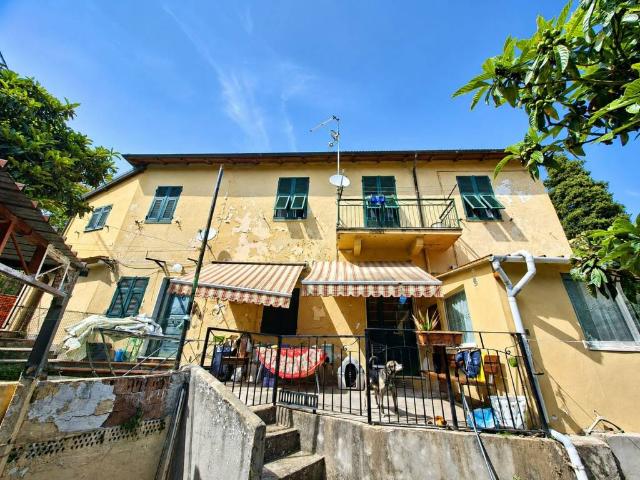 Villa in vendita a La Spezia SP