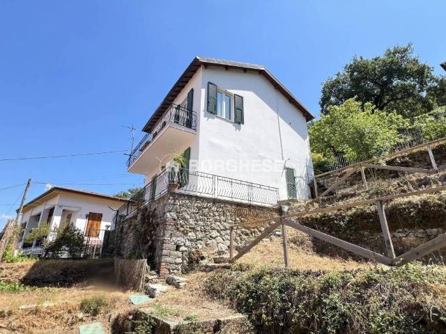 Villa in vendita a La Spezia SP