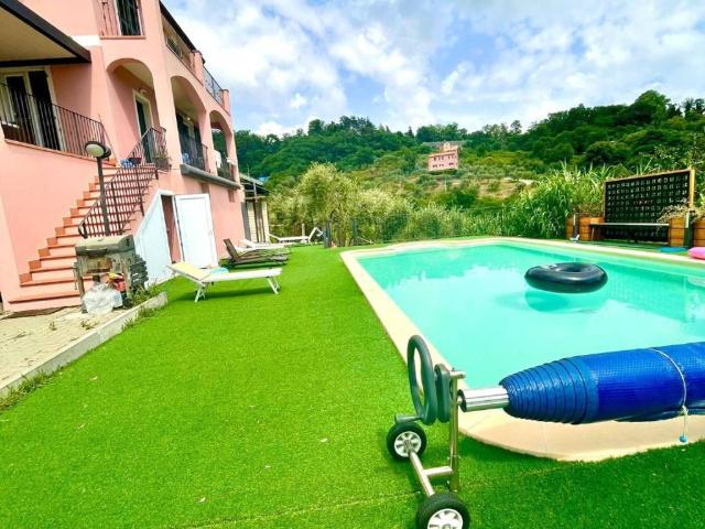 Villa in vendita a La Spezia SP