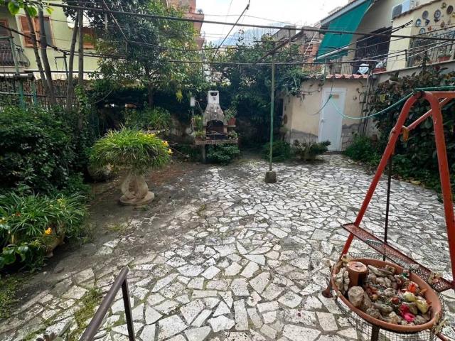 Villa in vendita a Ladispoli RM
