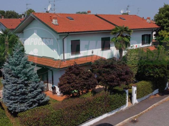 Villa in vendita a Lainate MI