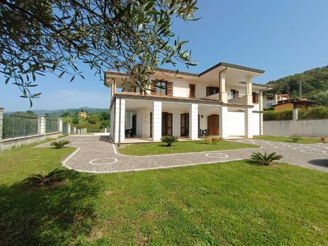 Villa in vendita a Lamezia Terme CZ