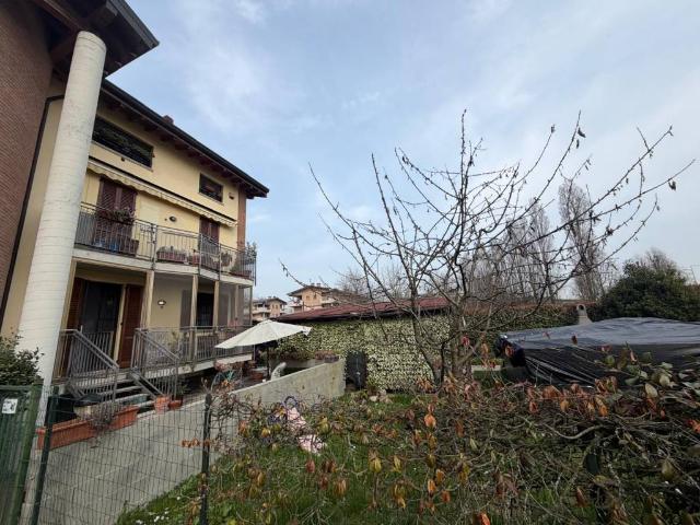 Villa in vendita a Landriano PV