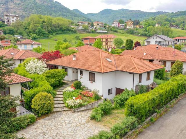 Villa in vendita a Lanzo Torinese TO
