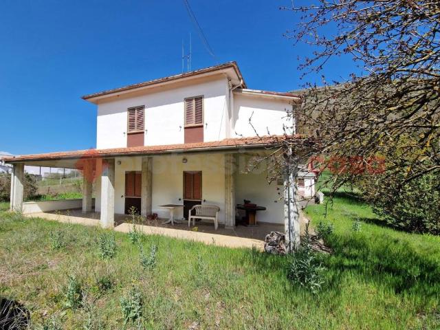 Villa in vendita a L'Aquila AQ